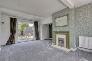 Lounge- click for photo gallery